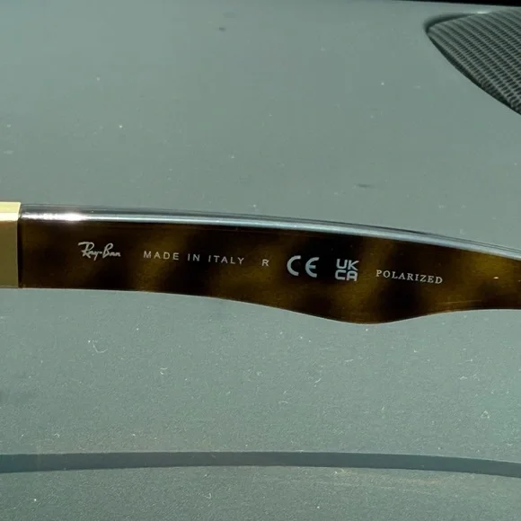 Ray-Ban Polarized Sunglasses with Case - Picture 4 of 6